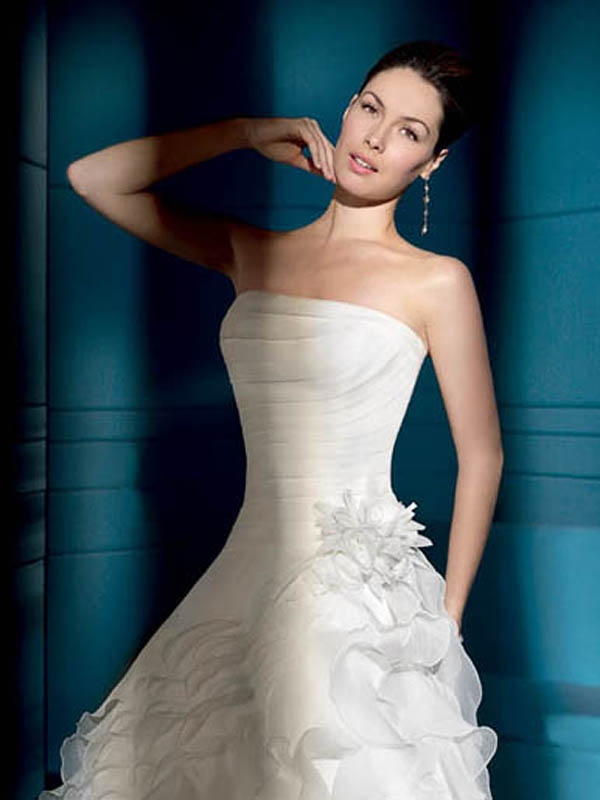 Stunning Strapless Organza Gown of Multi-Layers and Flowers