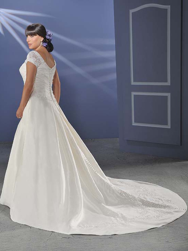 Square A-Line Taffeta Cap Sleeves Plus Size Wedding Dress