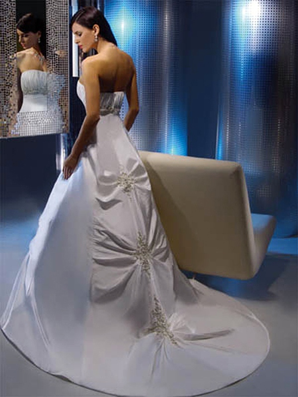 Dainty A-Line Strapless Satin Wedding Dress