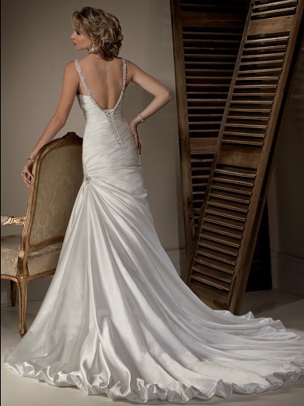 Удивительная-Line атласная с особыми Сделано из бисера V-образным вырезом Свадебное платье