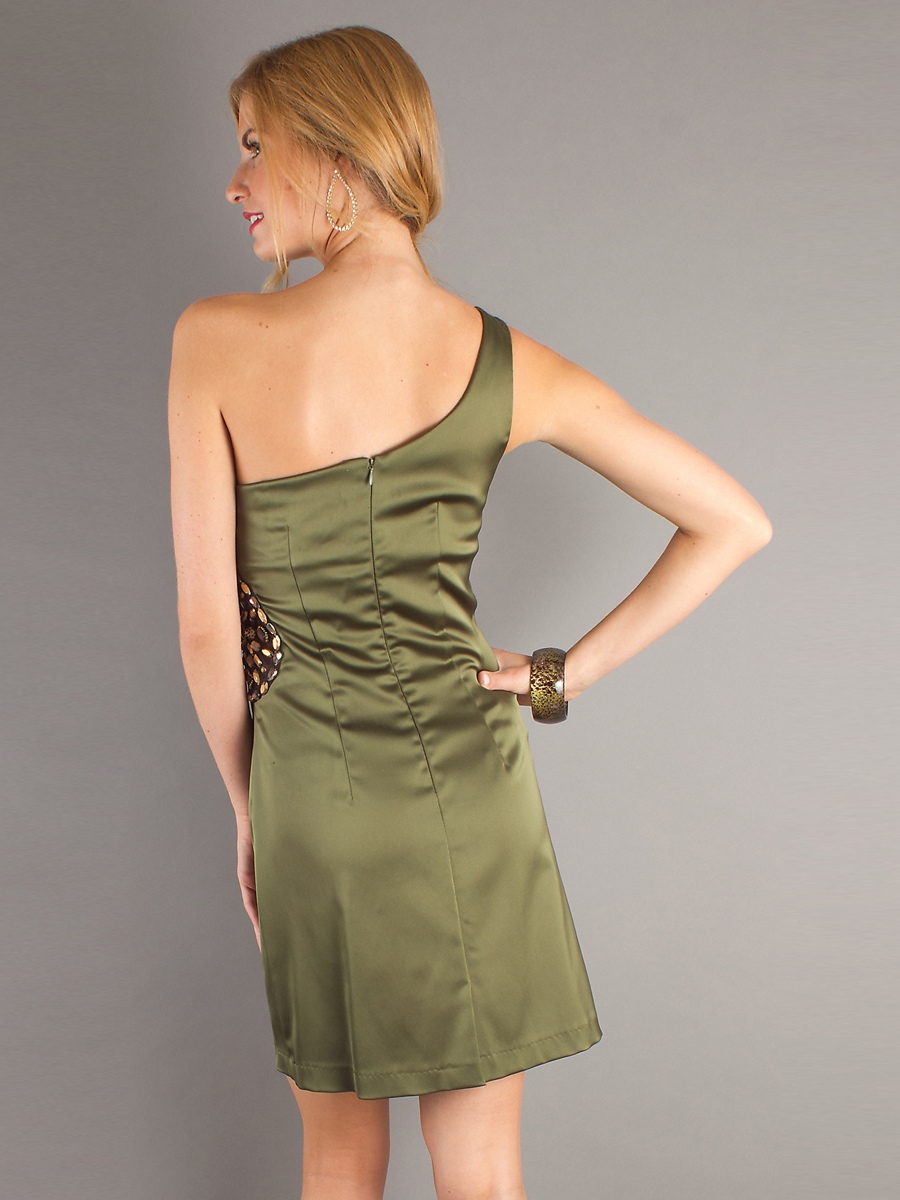 Chic Green One Shoulder Sweetheart Short Dress with Natural Waistline