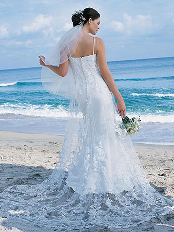 Spitze verschönertes Hüllen-Strand-Hochzeits-Kleid