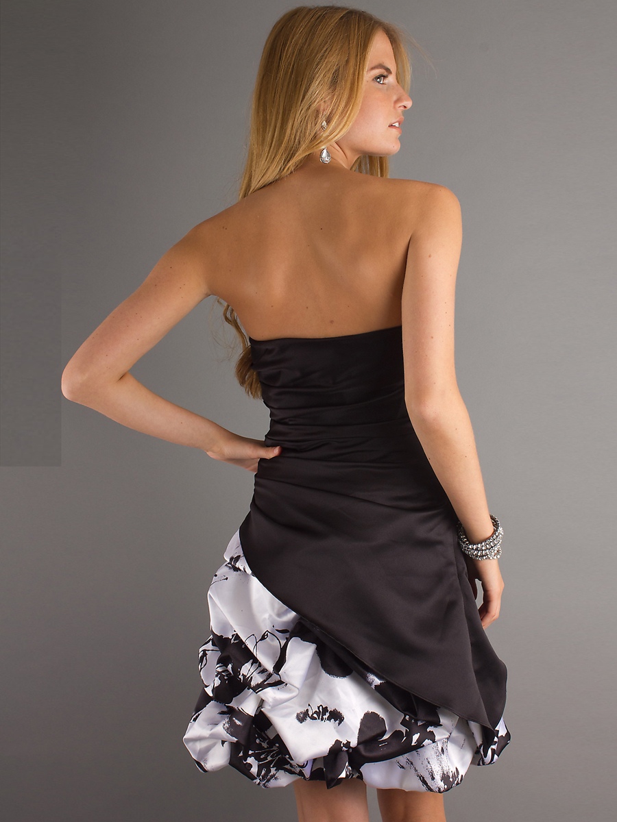 chic Zipper Short Strapless Dress With Floral Print And Ruffled Skirt With Natural Waistline
