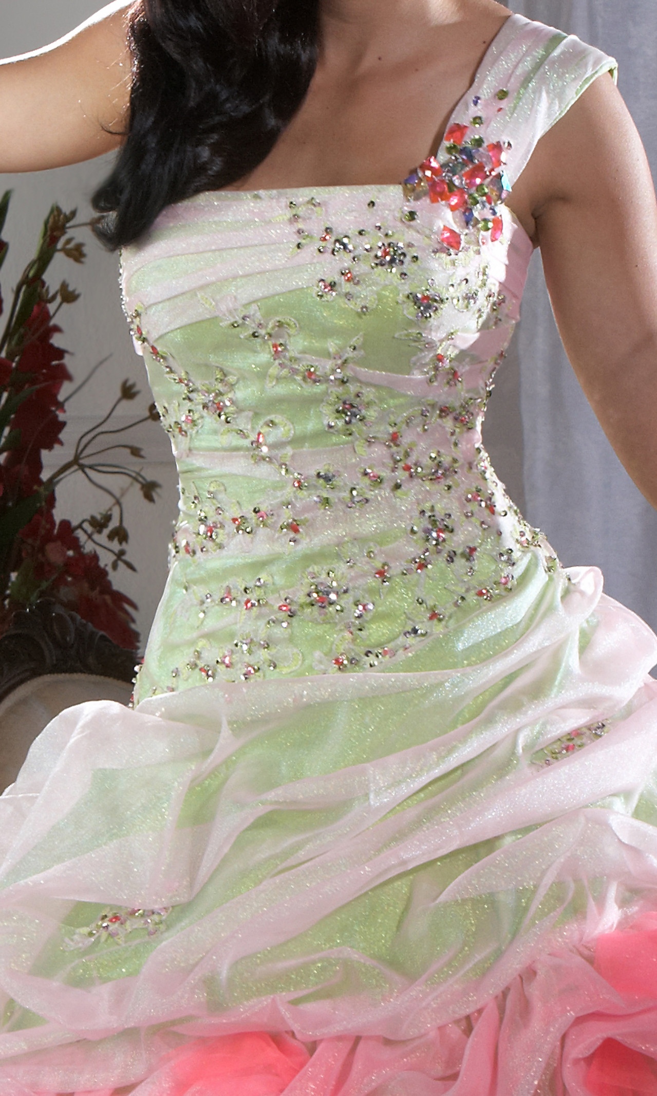 One-Shoulder bodenlangen herrlichen grünen und rosa Organza Quinceanera Kleid auf Verkauf