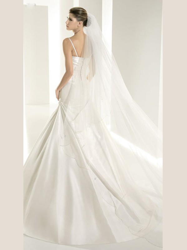 A-Line Silhouette and V-Neckline Shirring and Applique Decoration Wedding Dress