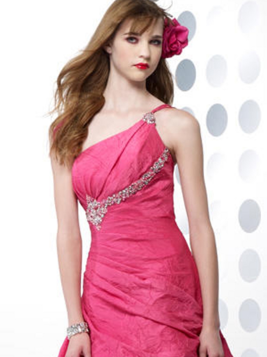 One-Shoulder Ball Gown Fuchsia Silky Taffeta Beaded Caught-Up Quinceanera Dresses