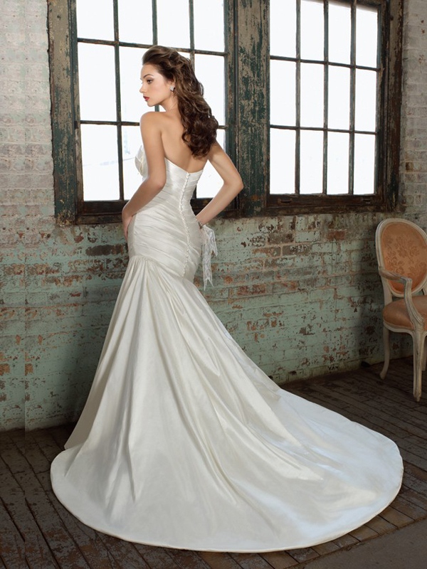 Particular Taffeta Mermaid Strapless Wedding Dress