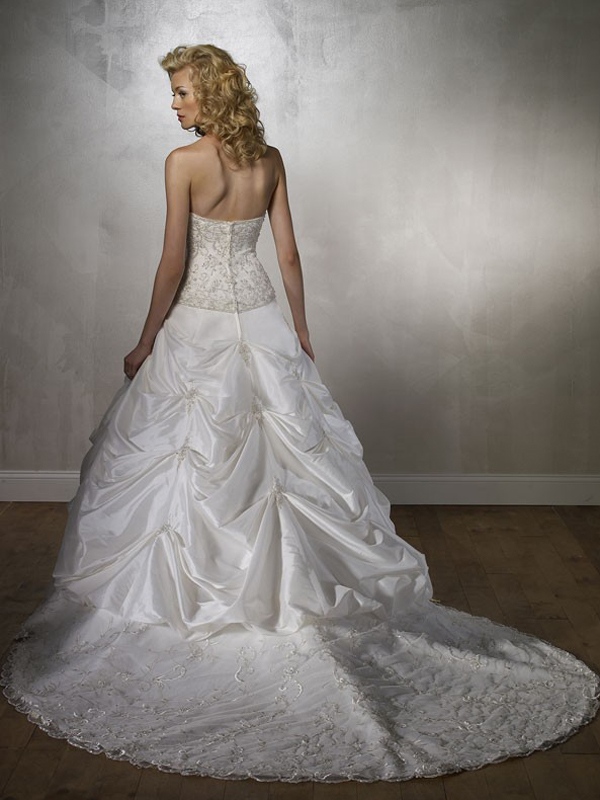 Taffettà A-Line Beaded con Pick-Up Dress wedding design