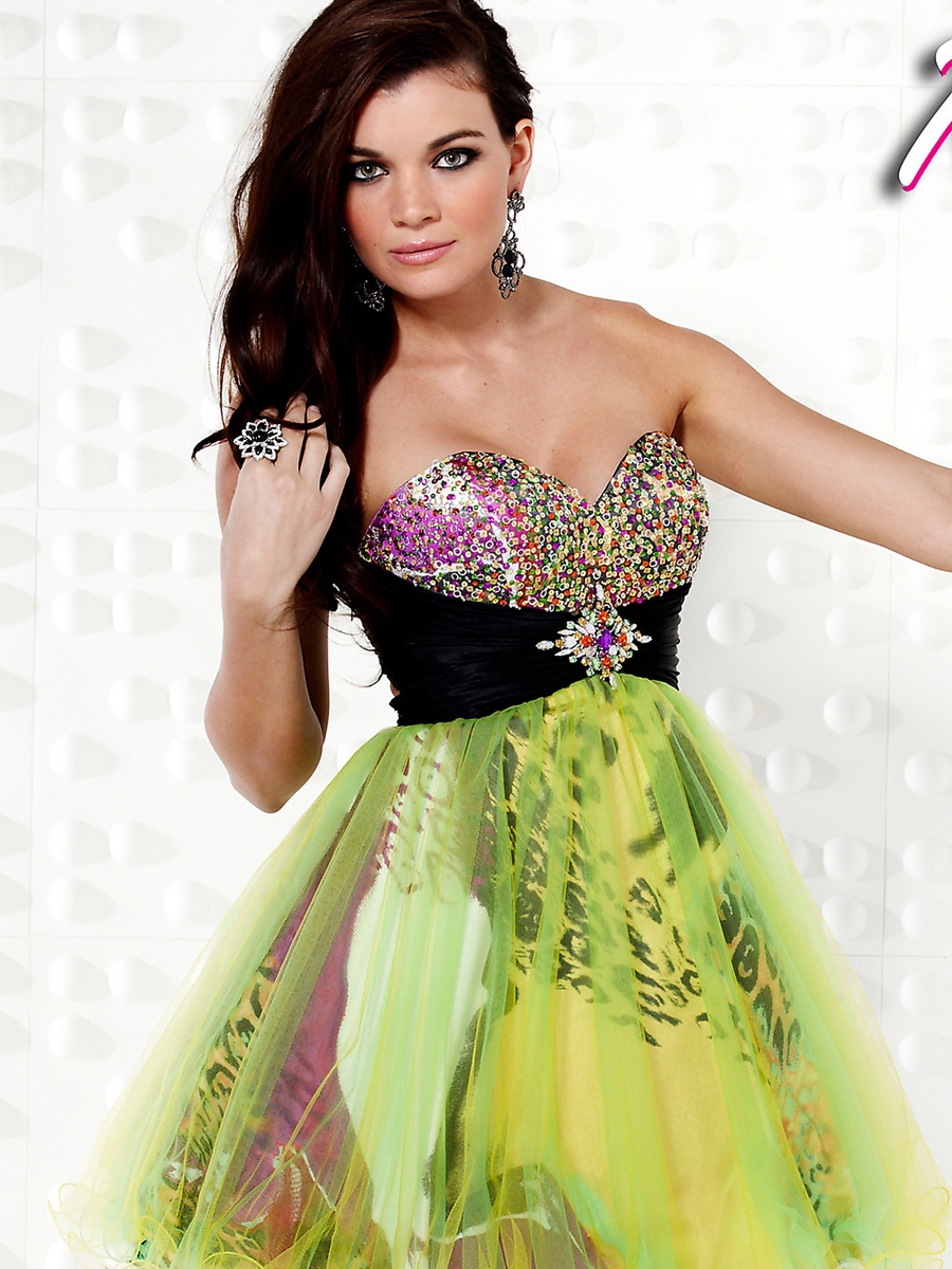 Astonishing Sweetheart Short A-Line Multi-Color Tulle and Printed Homecoming Dresses