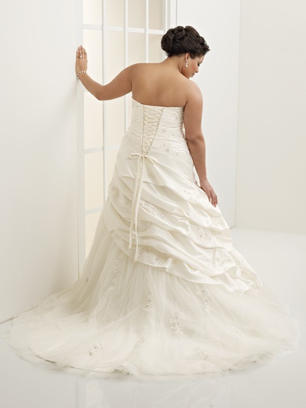 Luxury Strapless Sweetheart Taffeta and Tulle Plus Size A-Line Wedding Dress