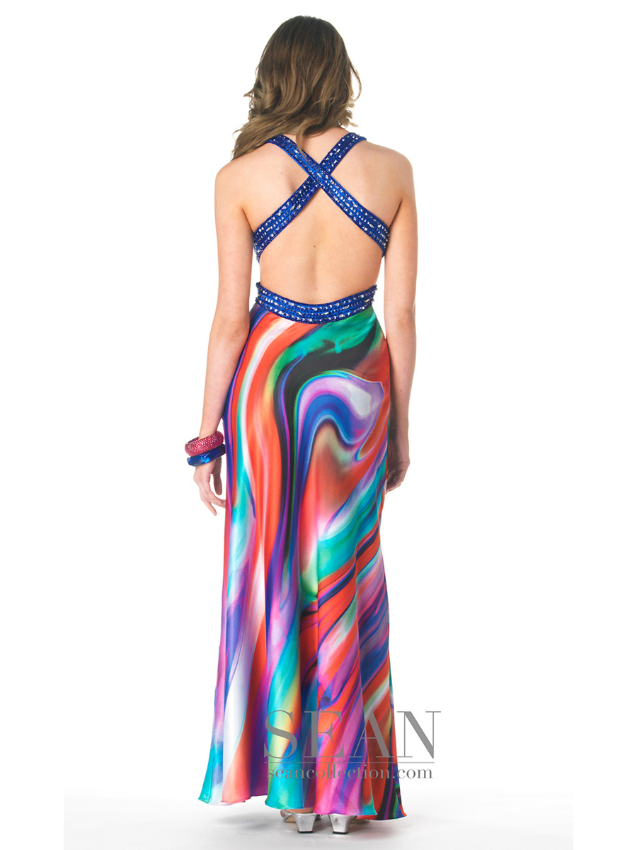 Uma tentadora linha de estilo baixo decote V Sequins acentuados e Abertos vestidos de noite Voltar Colorized
