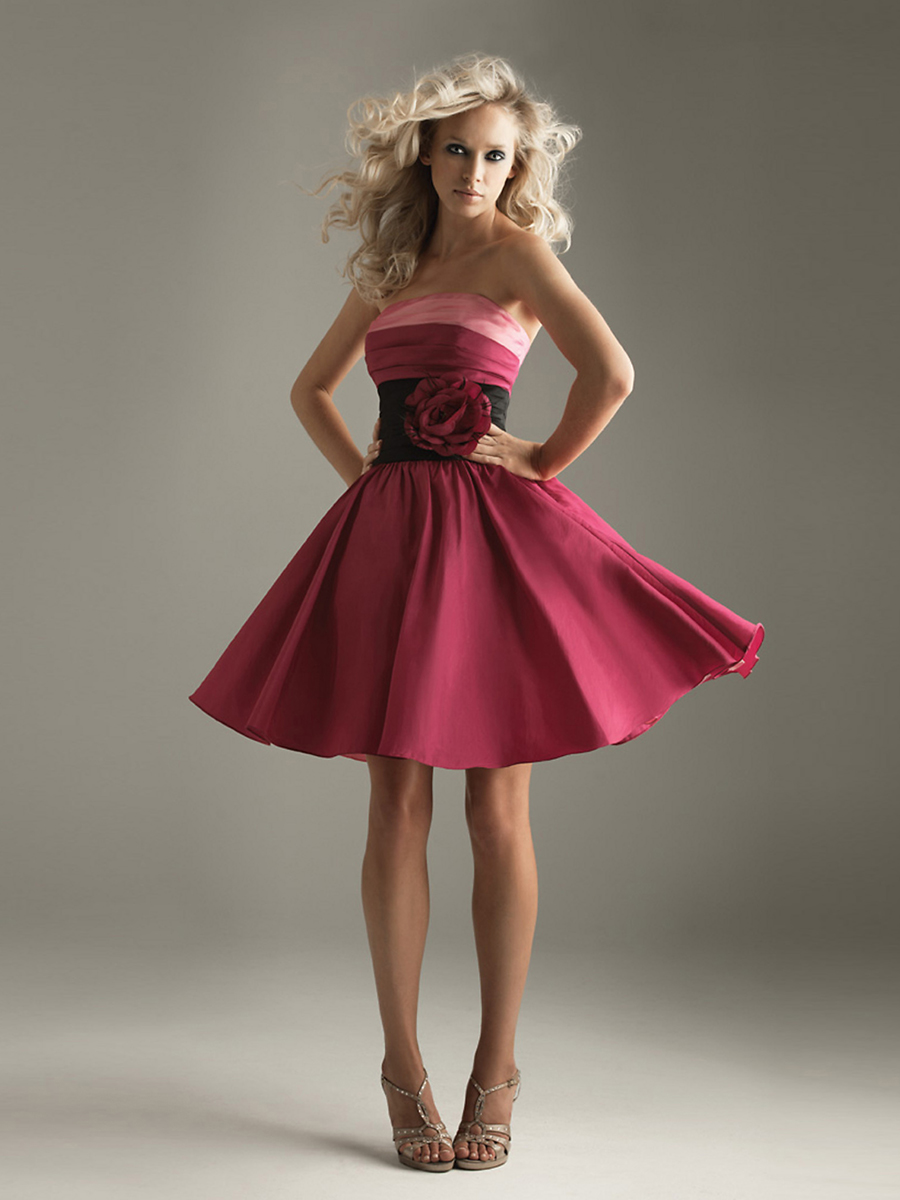 Tow-toned Strapless Neckline Shirring Bodice and Flowing A-line Skirt Prom Dresses