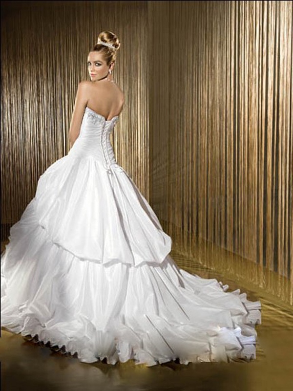 English Spanish French Translate text or webpage Did you mean: Organza Strapless Sweetheart Neckline Ball Gown Wedding Dress With Ruched Bodice Type text or a website address or translate a document. Cancel English to Japanese translation Japanese Spanish
