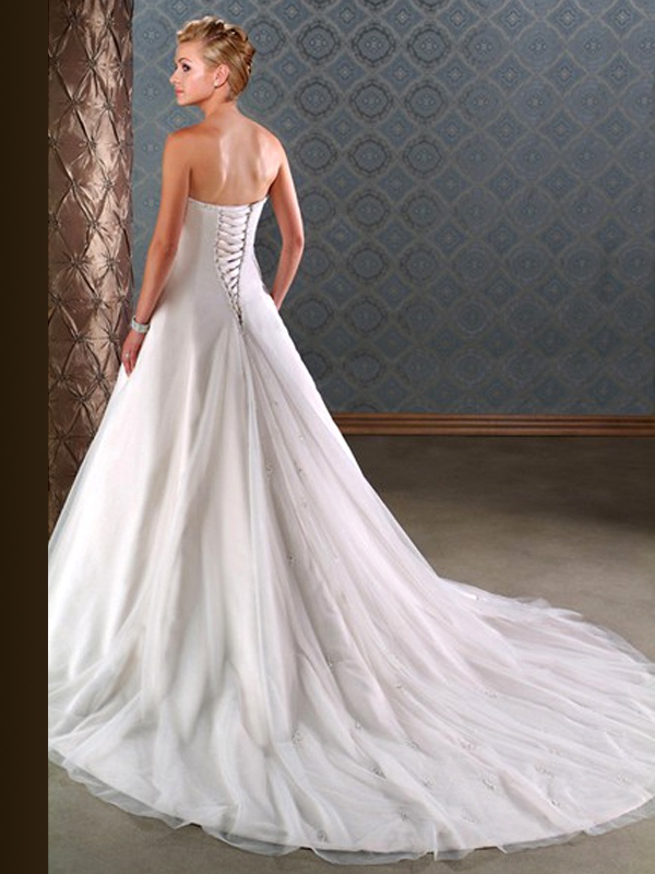 Strapless Beaded Neckline with Empire Waistline Tulle Wedding Dress
