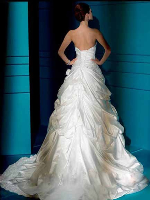 Classic Satin Strapless Ball Gown Wedding Dress