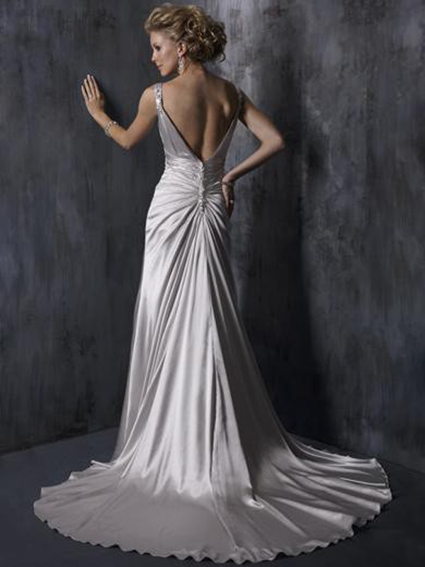 Enchanting атласная Sexy V-образным вырезом Оболочка из бисера платье ремень Свадебный