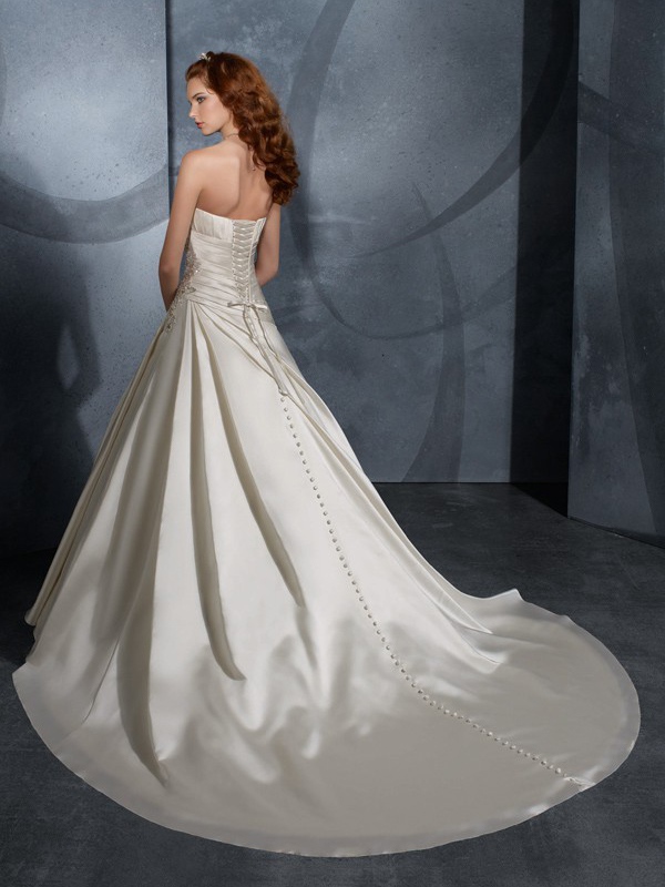 Chic Satin Strapless Sweetheart A-Line Wedding Dress
