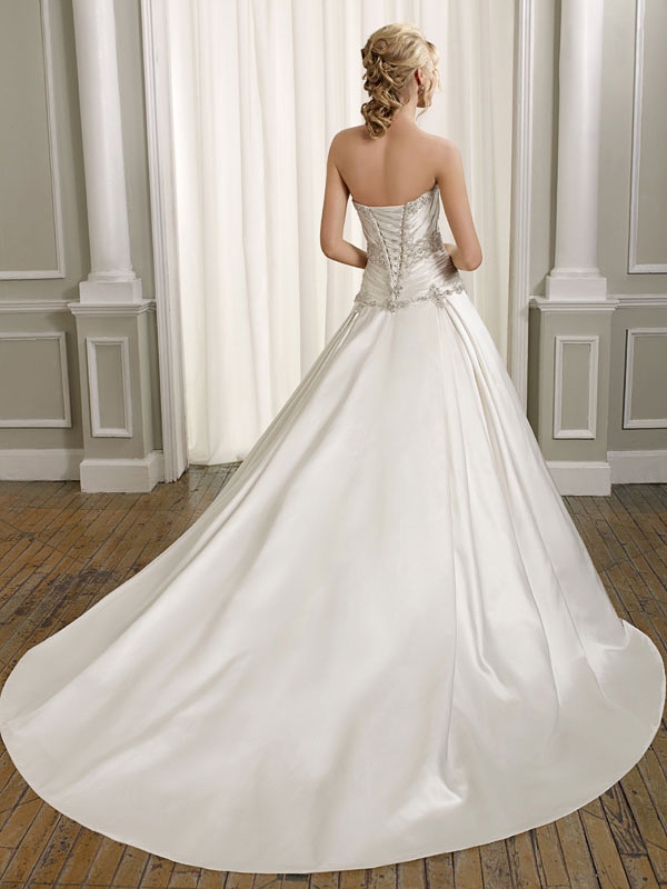 An A-Line Strapless Neckline with Beading Embellishment in Chapel Train Wedding Dress