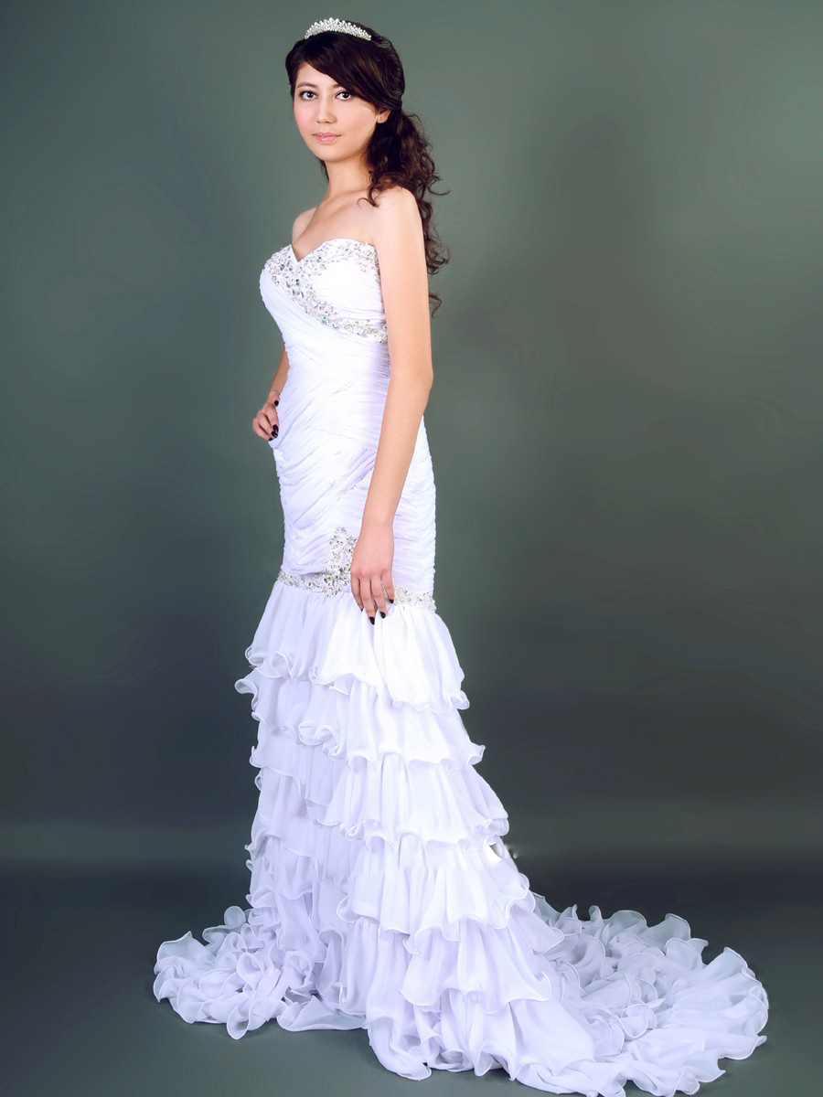 Off-Ombro vestido do baile Mancha estratificado com bordado