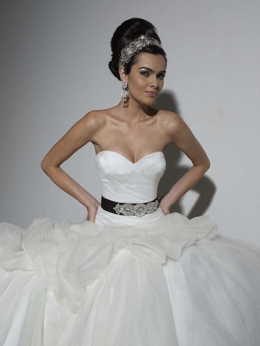 Nice Off-Shoulder Tiered  Chiffon Pleated Wedding Dress with Belt