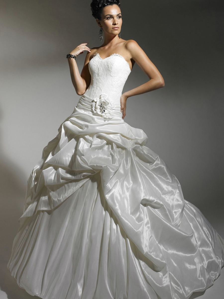 Off-Shoulder Tiered Pleated Ball Gown Wedding Dress with Embroidered