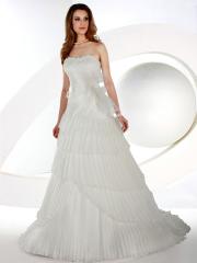 Fit and Flare Gown with A Satin Bodice and A Lace Trim Strapless Neckline Wedding Dress