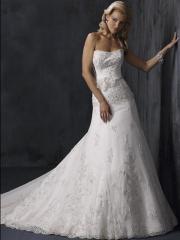 A-Line Silhouette With Handmade Flowers Decoration And Lace-Up Wedding Dress