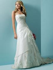 A-Line Silhouette with Pin Decorated Elegant Wedding Dress