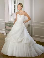A-Line Silhouette with So Pure Elements Chic and Elegant Wedding Dress