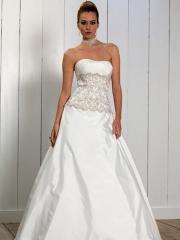 A-Line Simple with Embroidered Decoration on Upper Body Wedding Dress