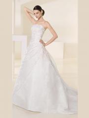 A-Line Strapless Neckline Applique All over The Body Elegant Wedding Dress