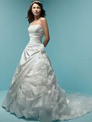A-Line with Asymmetric Pick-Up Design Luxurious Wedding Dress