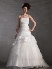 A Little Flirt To The Traditional Taffeta and Tulle Ball Gown Wedding Dresses