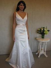 Alluring Deep V-Neck Satin Ribbon Gown of Empire