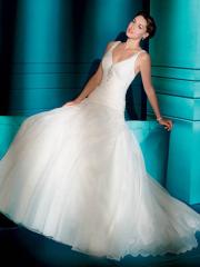 Alluring Nuptial Dress of Jeweled V-Neck and Pleated Bodice