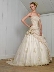 Amazing A-Line Strapless Taffeta Organza Wedding Dress