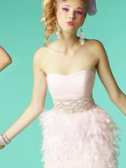 Attractive Strapless Short Sheath White Chiffon and Feathered Beaded Cocktail Dress