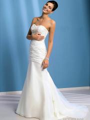 Awesome Mermaid Taffeta Bridal Gown with Sweetheart Neckline
