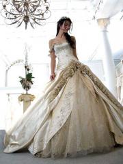 Ball Gown with One-Shoulder Neckline and Pick-Up Design Wedding Dress