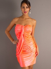 Bandage Strapless Sheath Cocktail Gown of Shirred Detail Front and Cut-Out Back