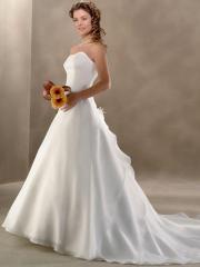 Breathtaking Strapless Chapel Length Gown of Chiffon Fabric