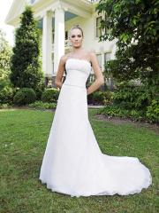 Captivaiting Strapless Empire Gown of Chapel Train and Motif