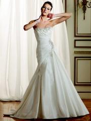 Captivating Strapless Taffeta Pleated Gown of Trumpet Style