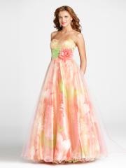 Charming A-line Style Strapless Sweetheart Empire Waist Flower Ruched Band Quinceanera Dresses