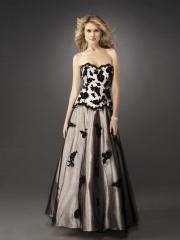 Charming A-line Style Strapless Sweetheart Full Length Lace Taffeta Quinceanera Dresses