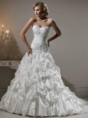 Chic A-Line Strapless Dipped Neckline Wedding Dress with Dropped Waist