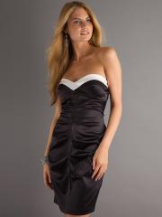 Chic Black and White Strapless Sweetheart Short Dress with Ruched Waistline