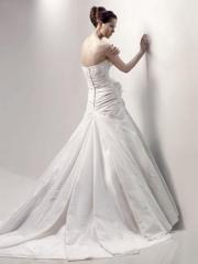 Chic and Gorgeous Applique Decorated Strapless Neckline with Ruffled Wedding Dress
