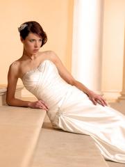 Classical Bridal Gown of Soft Satin and Sweetheart Neckline