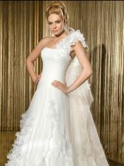 Distinctive A-Line One Shoulder Organza Wedding Dress